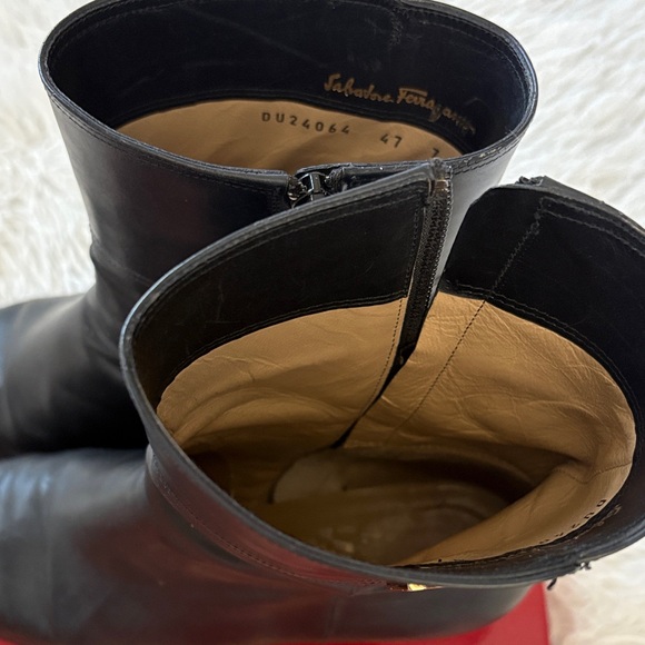 Salvatore Ferragamo Vintage Black Leather Mid-Calf Boot with Signiture Emblem - Picture 10 of 12